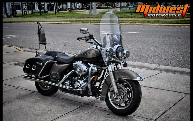 2005 Harley-Davidson® ROAD KING CLASSIC