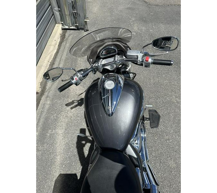 2014 Suzuki Boulevard M90