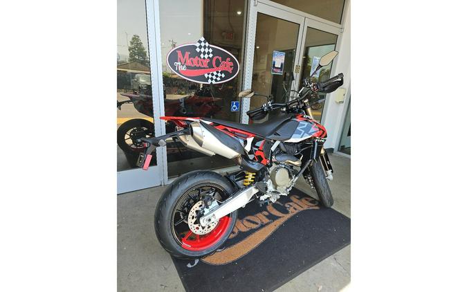 2025 Ducati Hypermotard 968 RVE Take up to $1,500 off with Qualifying Finance Promo!