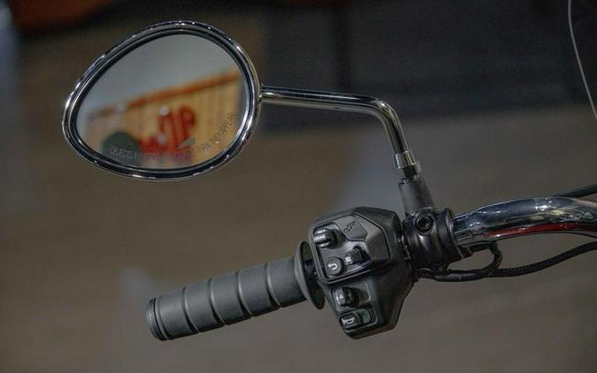 2025 Indian Motorcycle® Super Scout® Maroon Metallic with Graphics