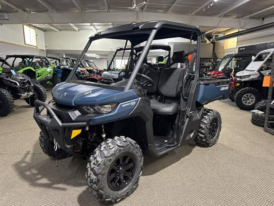 2025 Can-Am Defender XT HD7