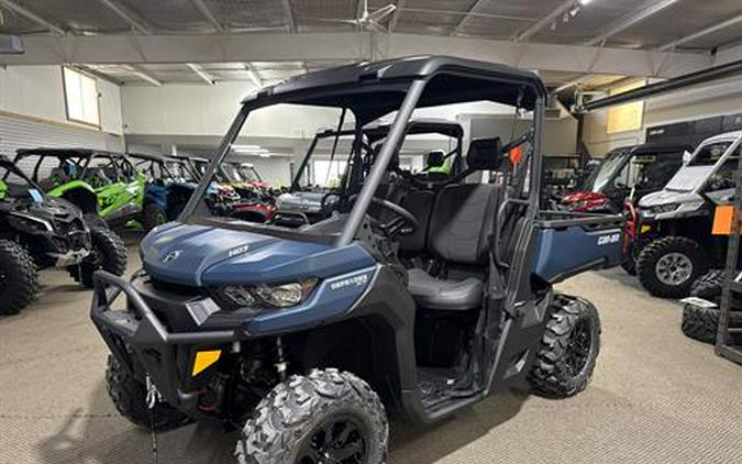 2025 Can-Am Defender XT HD7