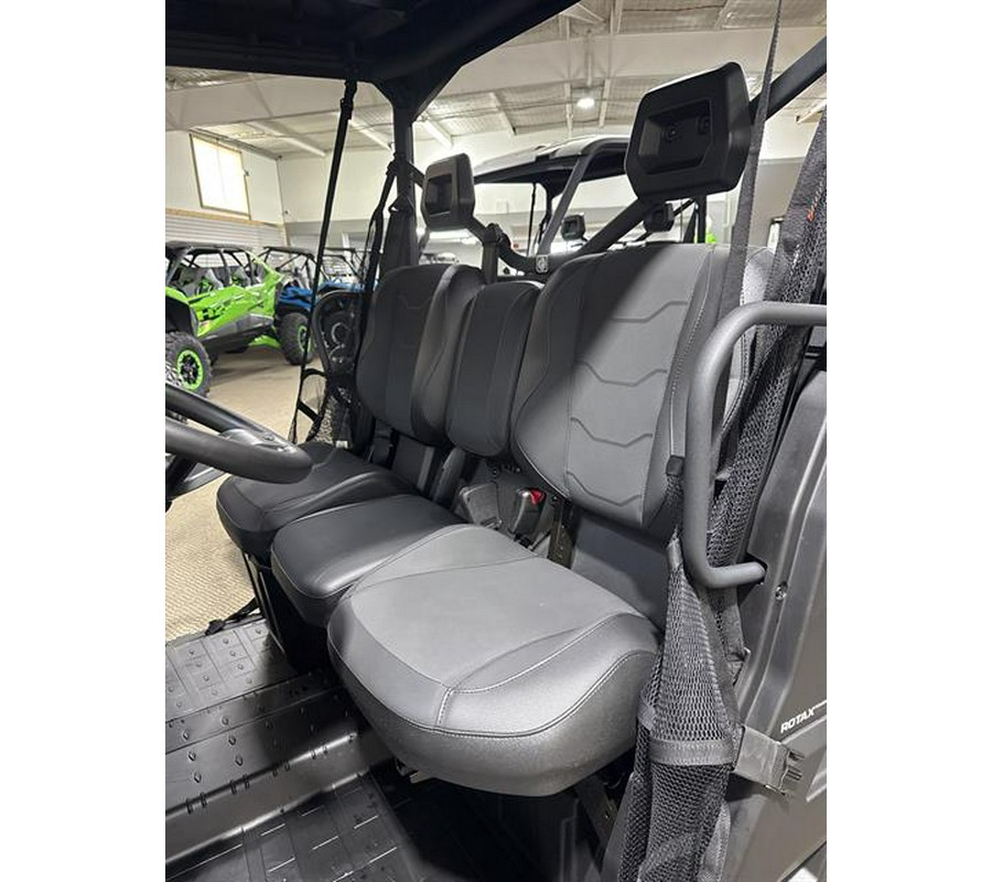 2025 Can-Am Defender XT HD7