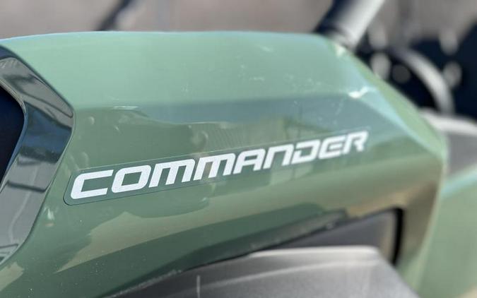 2024 Can-Am® Commander MAX DPS 700
