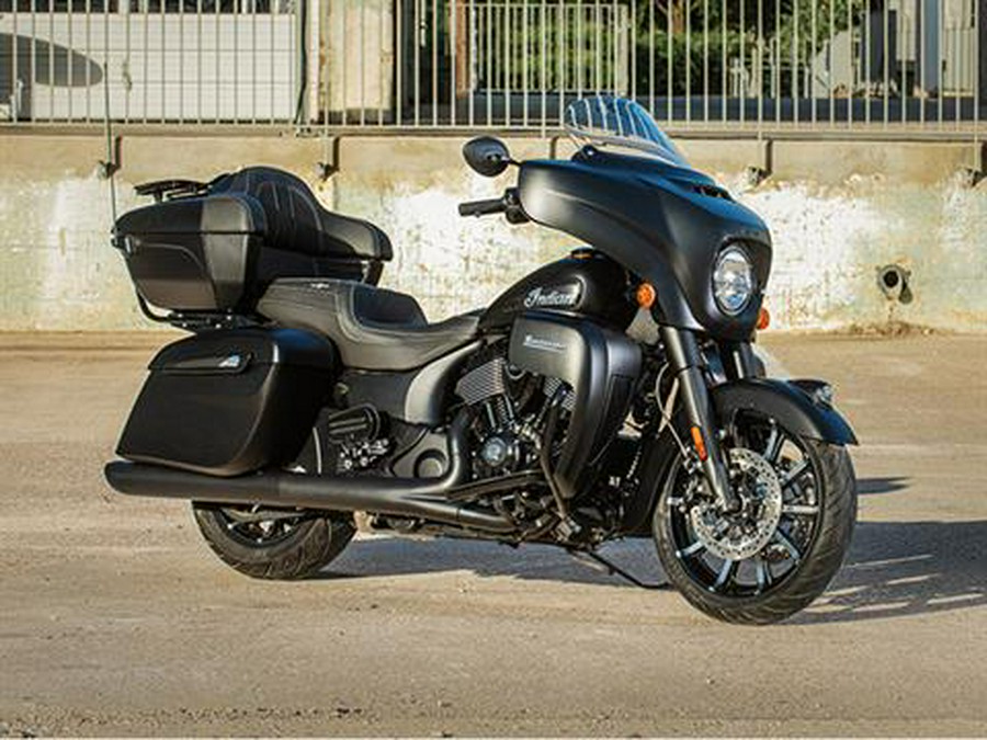 2023 Indian Motorcycle Roadmaster® Dark Horse®