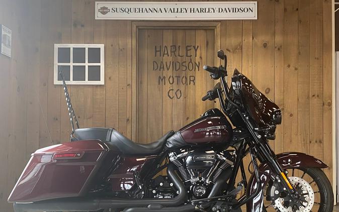 2018 Harley-Davidson Street Glide Special