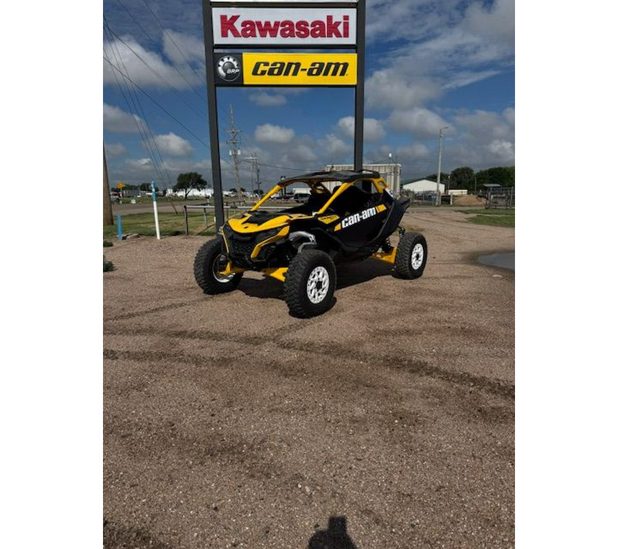 2024 Can-Am Maverick R X RS with Smart-Shox