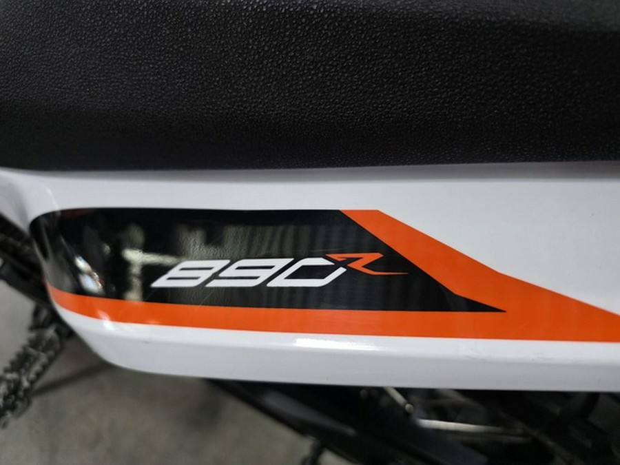 2022 KTM Adventure 890 R