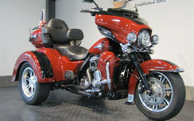 2024 Harley-Davidson® FLHTCUTG - Tri Glide® Ultra