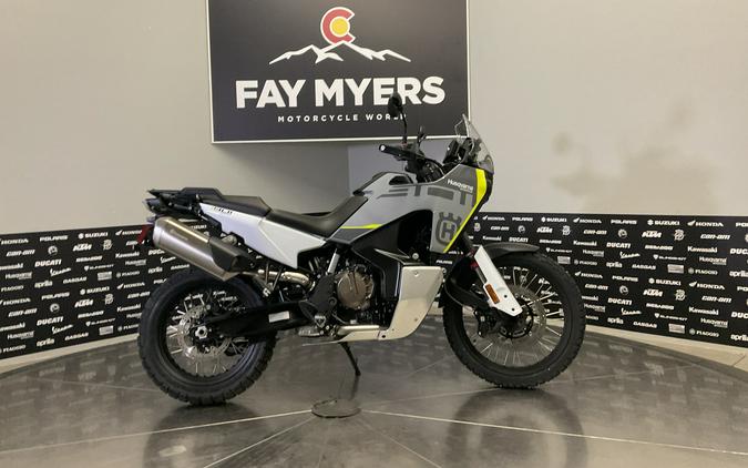 2027 HUSQVARNA NORDEN 901 - 040232Q