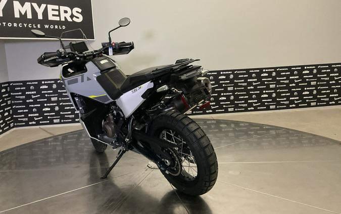 2027 HUSQVARNA NORDEN 901 - 040232Q
