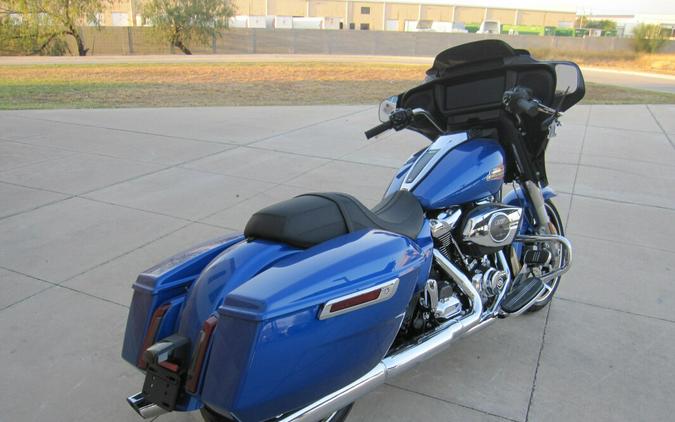 2025 Harley-Davidson Street Glide Blue Burst
