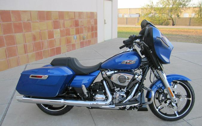 2025 Harley-Davidson Street Glide Blue Burst