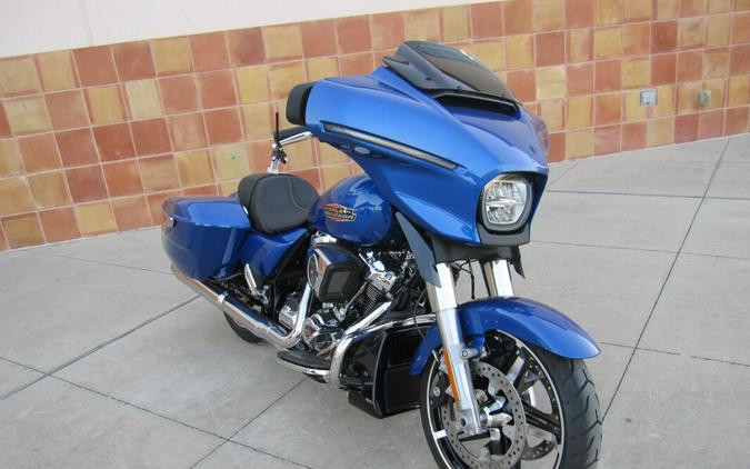 2025 Harley-Davidson Street Glide Blue Burst