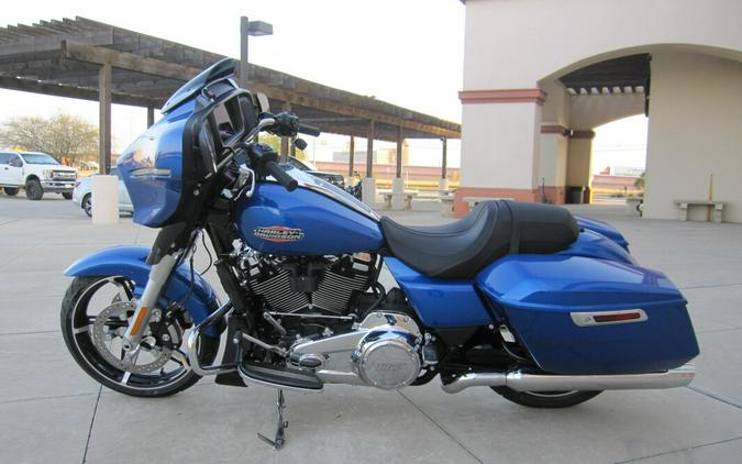 2025 Harley-Davidson Street Glide Blue Burst
