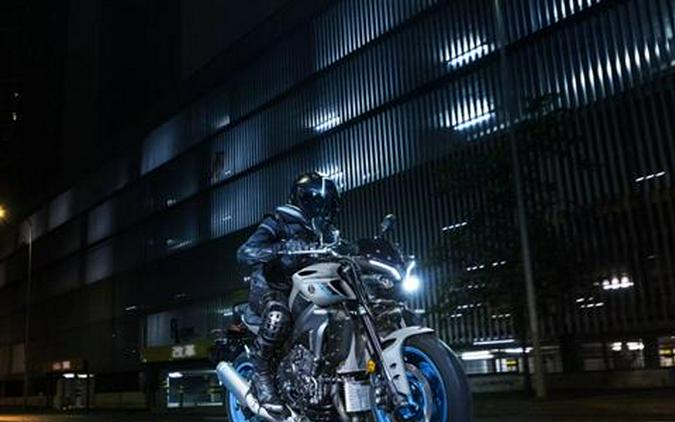 2025 Yamaha MT-10