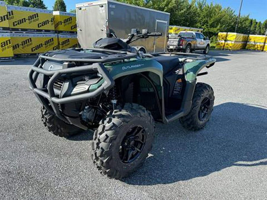 2024 Can-Am Outlander PRO XU HD7