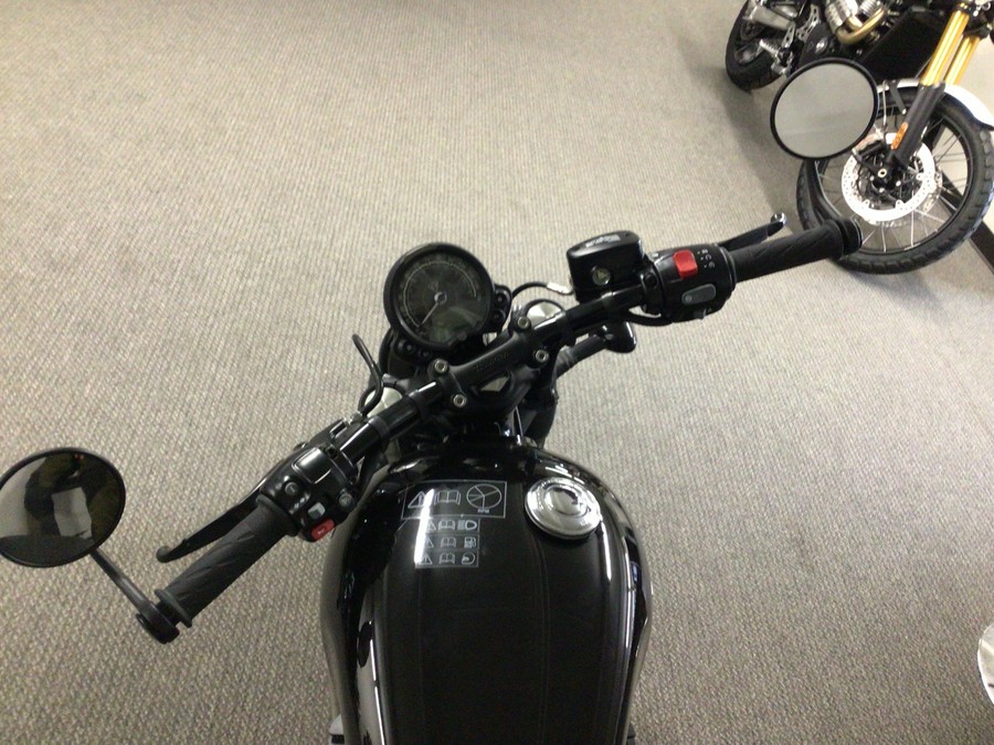 2025 Triumph Bonneville Bobber