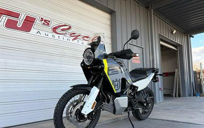 2024 Husqvarna Norden 901