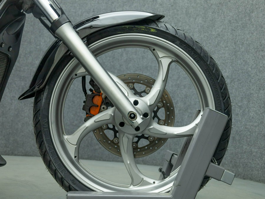 2012 YAMAHA XVS1300 STRYKER 1300