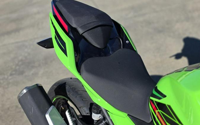 2023 Kawasaki Ninja® 400 KRT Edition ABS