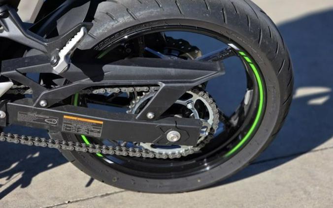 2023 Kawasaki Ninja® 400 KRT Edition ABS