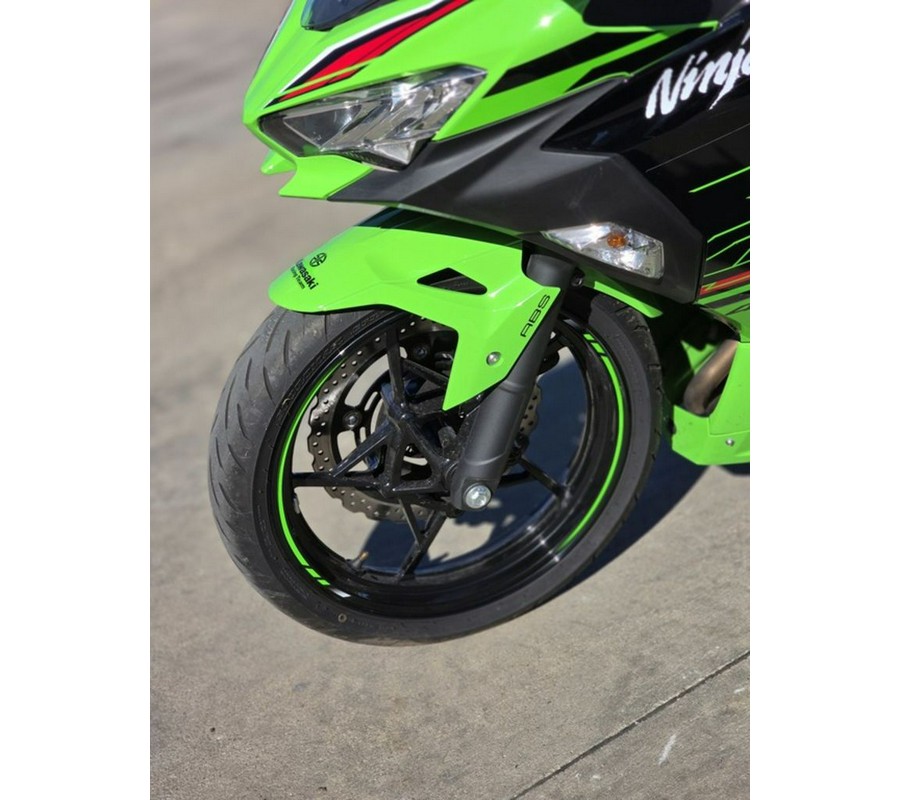 2023 Kawasaki Ninja® 400 KRT Edition ABS
