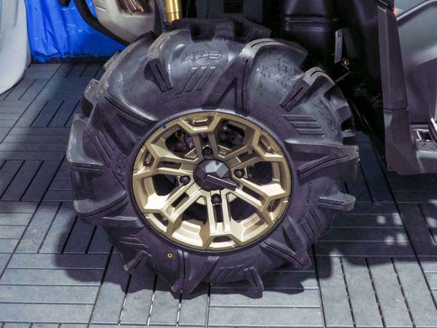 2026 Can-Am Outlander X Mr 1000R Loft Green Satin