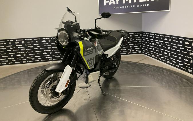 2027 HUSQVARNA NORDEN 901 - 040231Q
