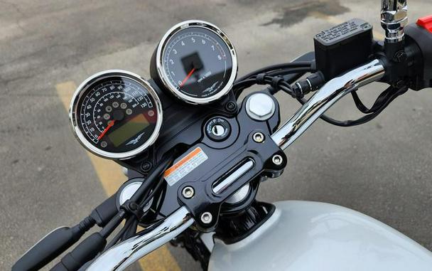 2023 Moto Guzzi V7 Special