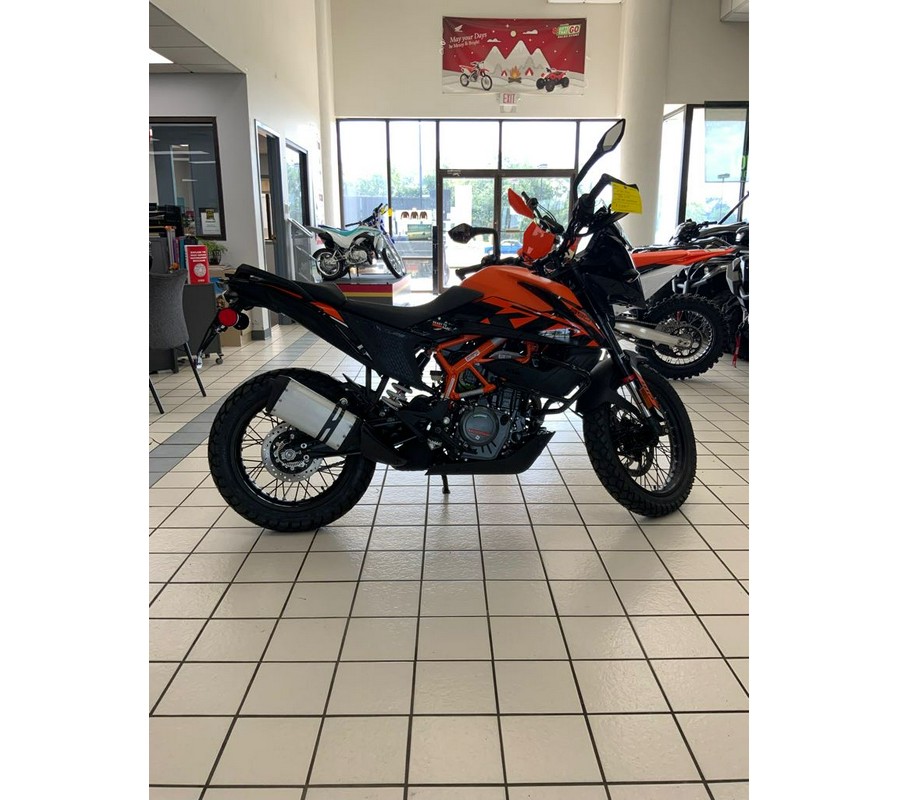 2023 KTM Adventure 390