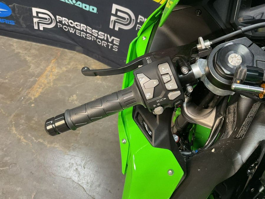 2025 Kawasaki Ninja® ZX™-10R KRT Edition ABS