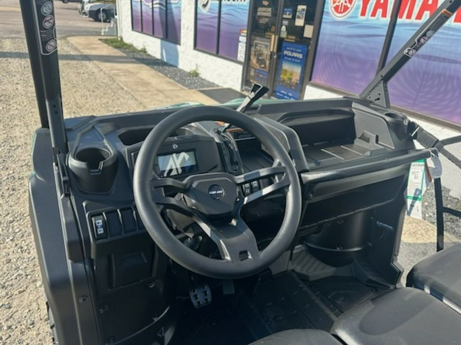 2026 Can-Am Defender DPS HD10