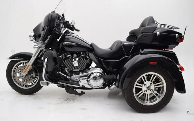 2021 Harley-Davidson® FLHTCUTG - Tri Glide® Ultra