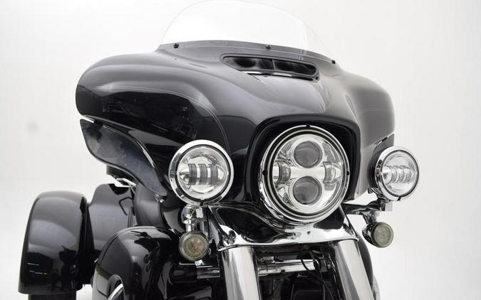 2021 Harley-Davidson® FLHTCUTG - Tri Glide® Ultra