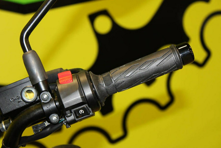 2025 Suzuki SV650 ABS