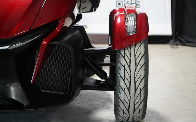 2023 Can-Am® Spyder RT Limited Platine Wheels