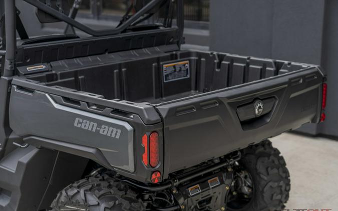 2024 Can-Am DEFENDER HD7 XT