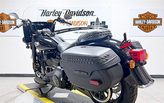 2024 Harley-Davidson Heritage Classic 114 Vivid Black & Trim