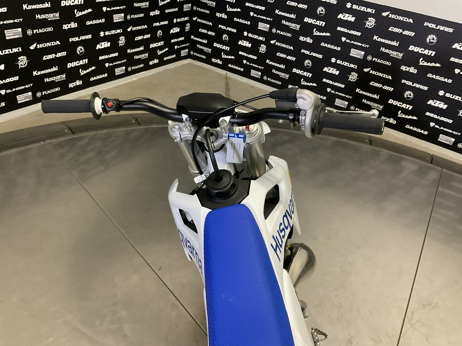 2027 HUSQVARNA TC 50 - 040225Q