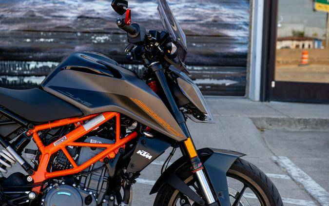 2023 KTM Duke 390