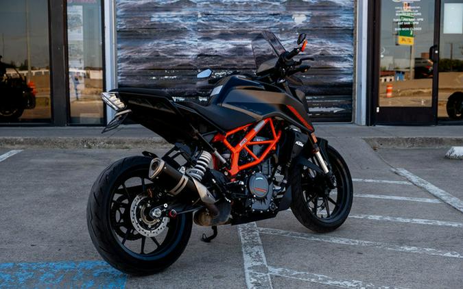 2023 KTM Duke 390