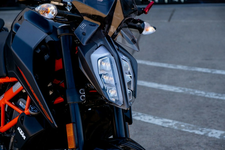 2023 KTM Duke 390