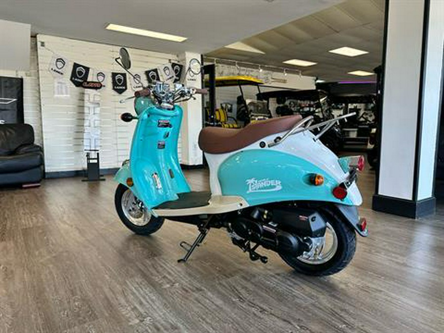 2025 Wolf Brand Scooters Wolf Islander