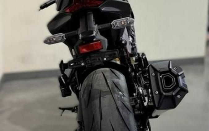 2026 Kawasaki Z1100 SE ABS