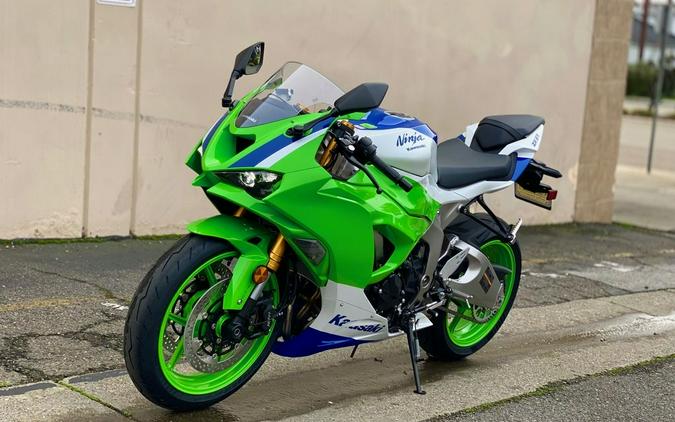 2024 Kawasaki Ninja® ZX™-6R 40th Anniversary Edition ABS