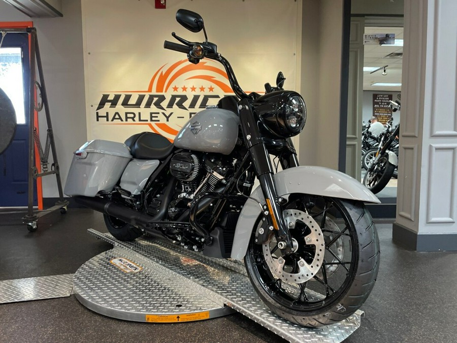 FLHRXS 2024 Road King® Special