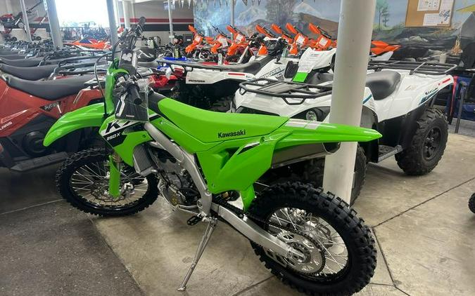 FIRST LOOK! 2024 KAWASAKI KX250, KX112, KX85 & KX65 MODELS