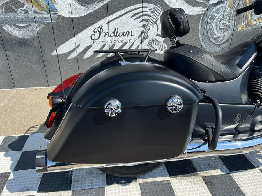2017 Indian Motorcycle® Chieftain Dark Horse® Thunder Black Smoke