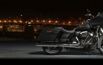 Harley-Davidson® Road Glide® 2018 FLTRX 673547A BLACK
